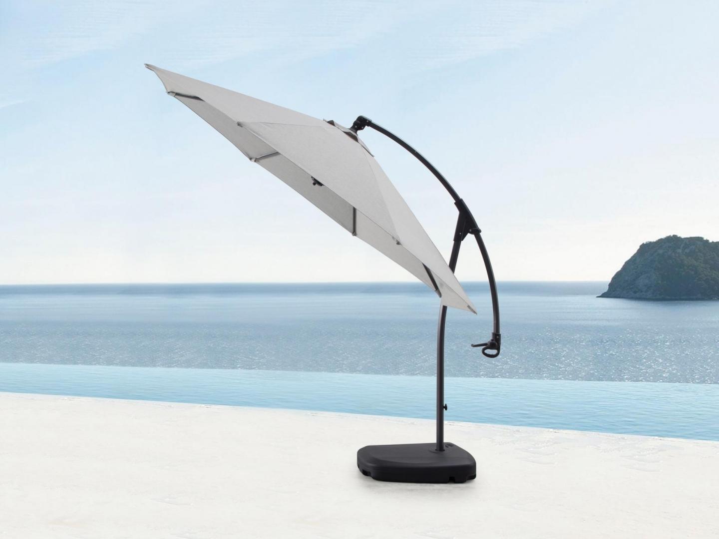 Oasis Outdoor Cantilever Umbrella 2