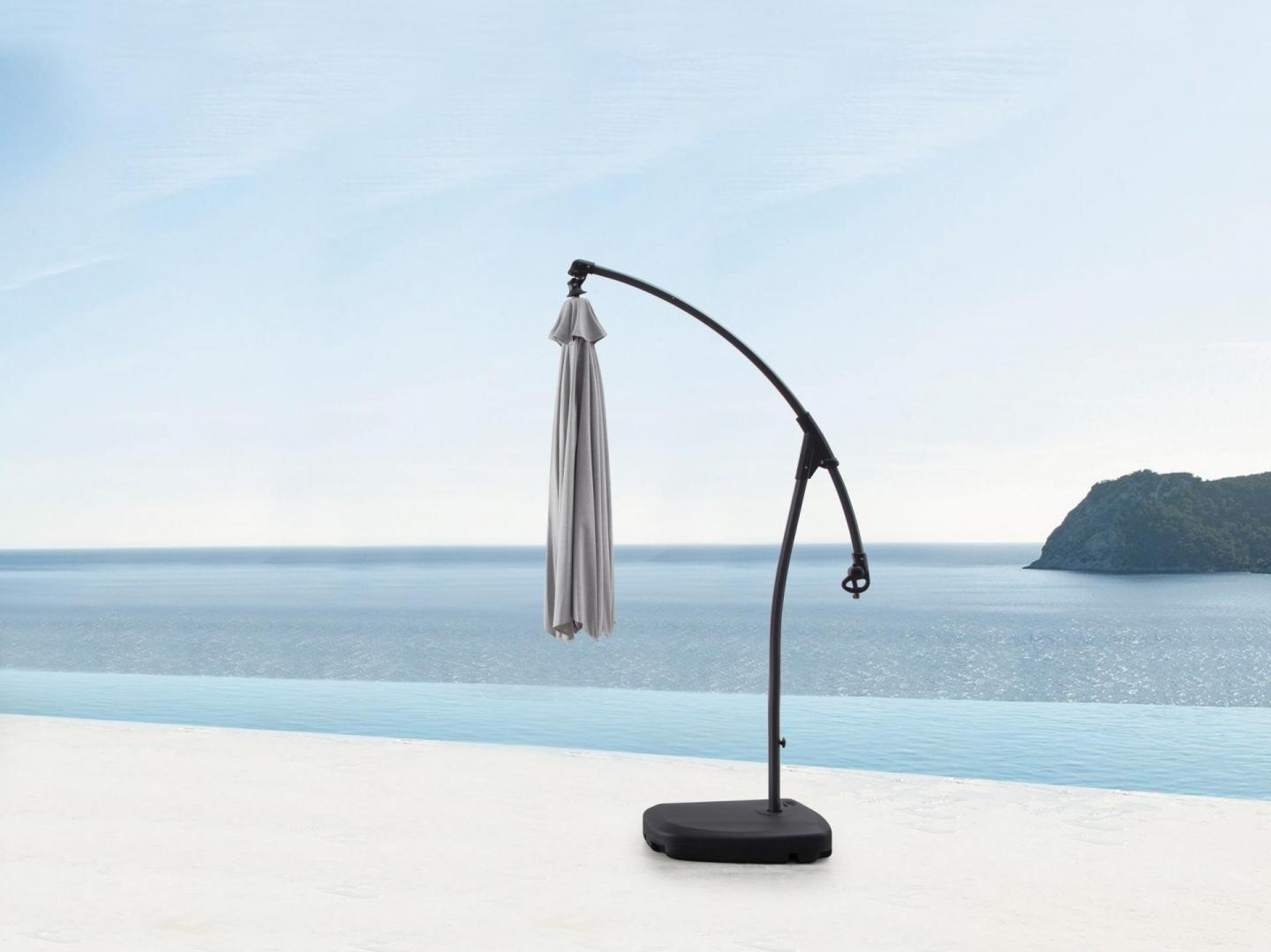 Oasis Outdoor Cantilever Umbrella 7