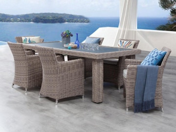 Wicker Outdoor Dining Furniture