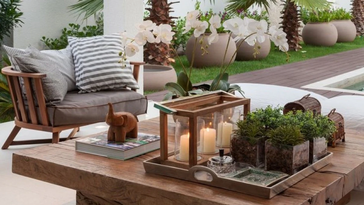 How to Decorate Your Backyard