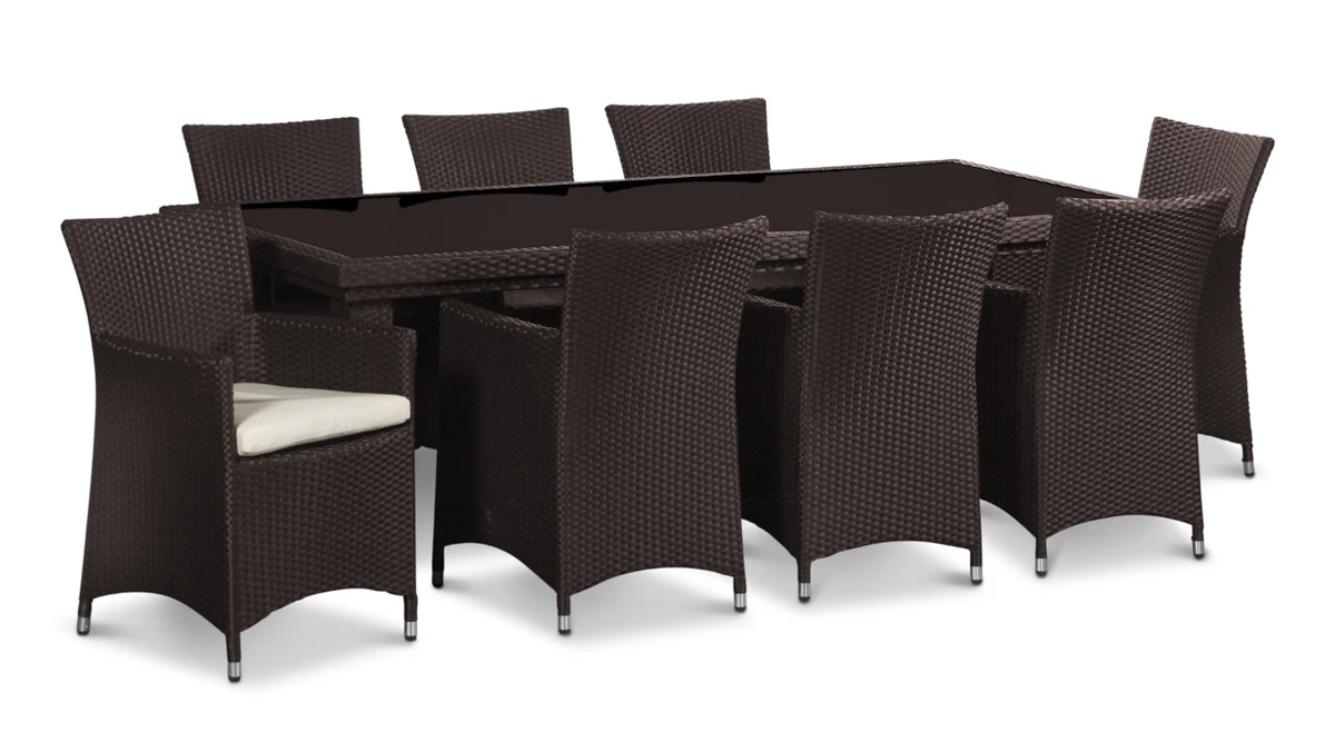 Buying an Outdoor Wicker Furniture Setting