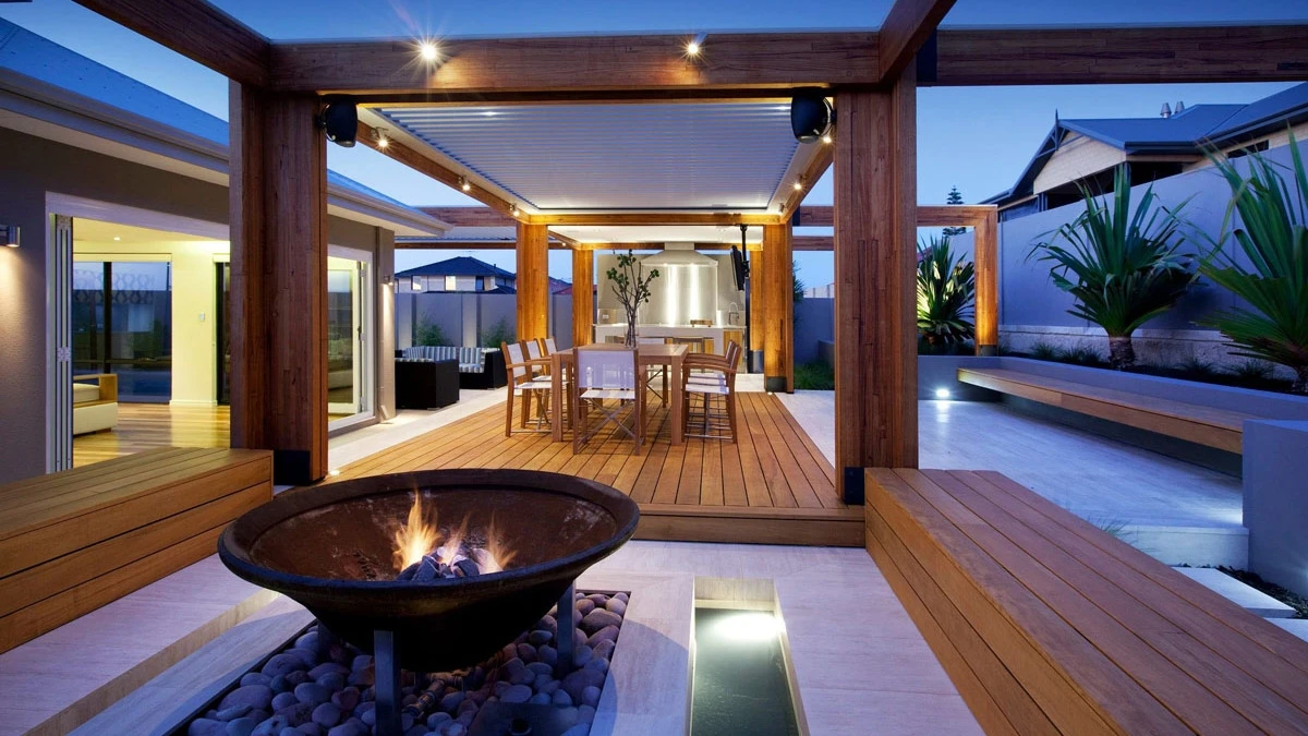 Outdoor Rooms Perfect for the Warmer Months