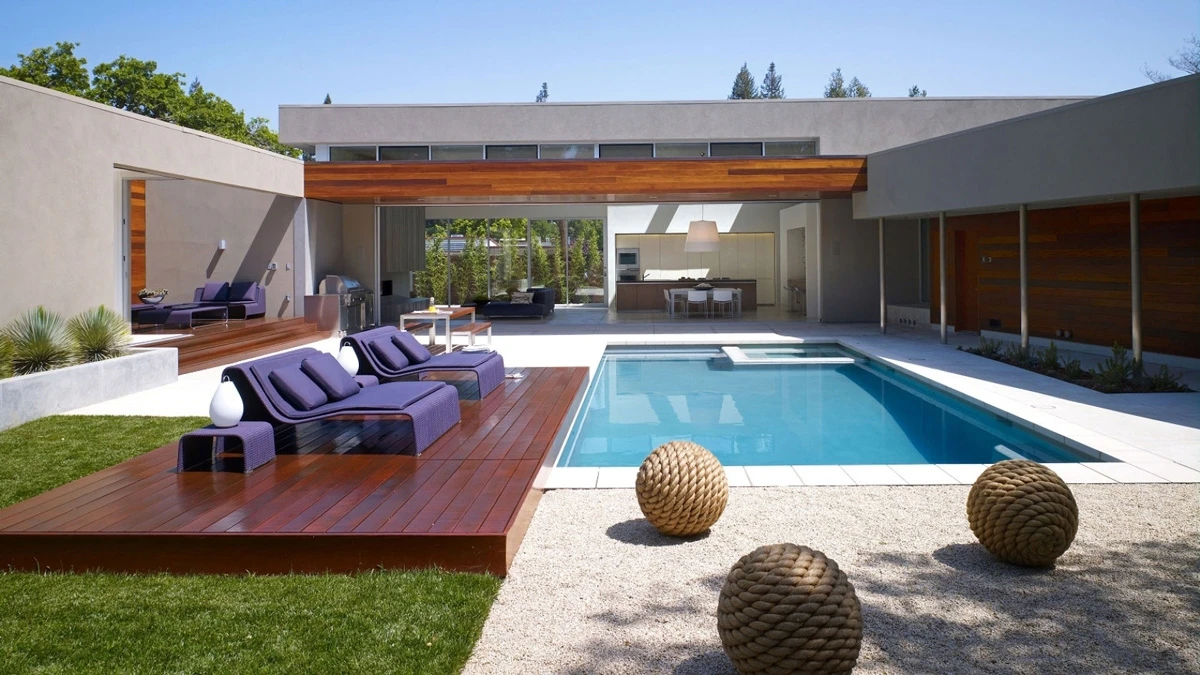 Outdoor Designs for Comfort and Fun