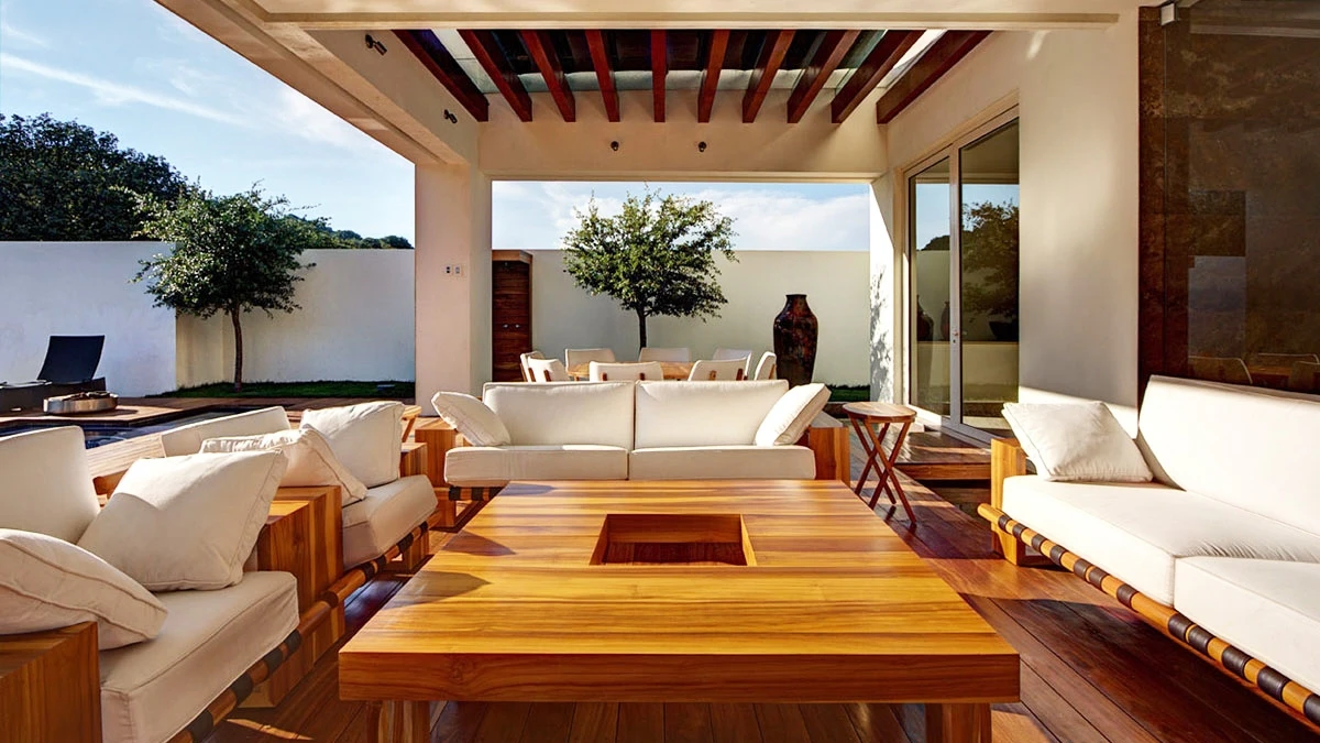 Latest Looks for an Outdoor Space